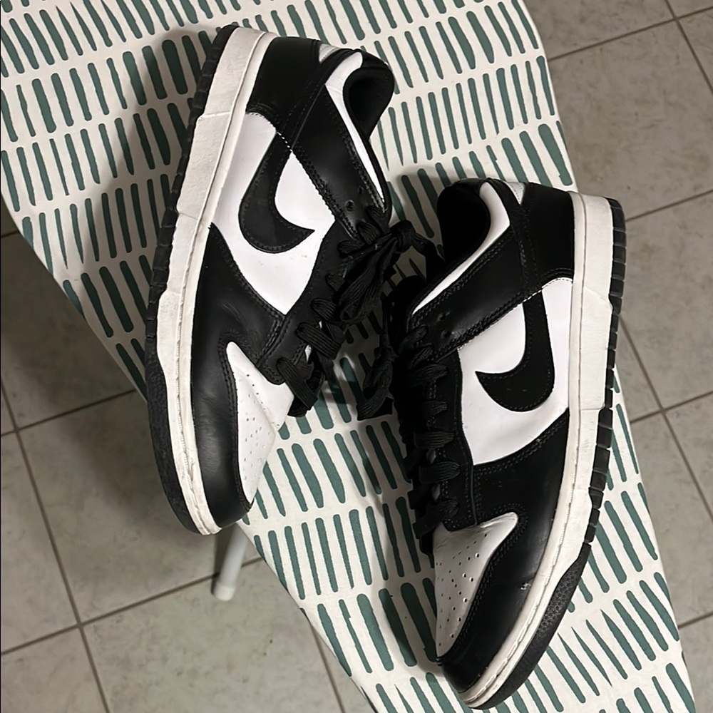Nike Panda dunks